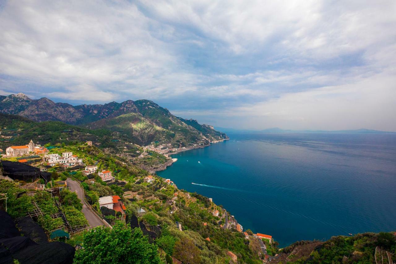 Le Esperidi Lägenhet Ravello Exteriör bild